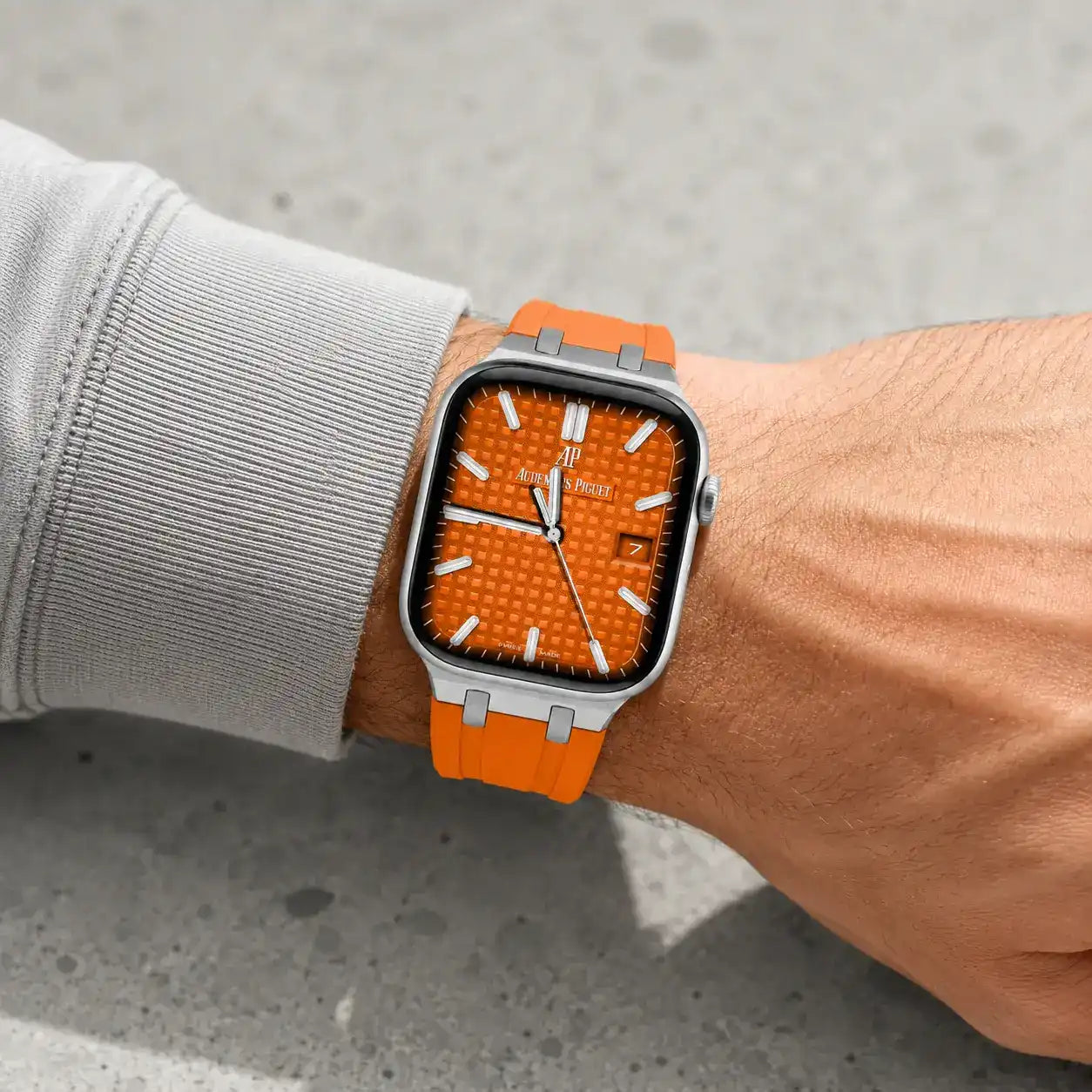 Apple Watch Mod Rubber Strap – Orange Oak Style -