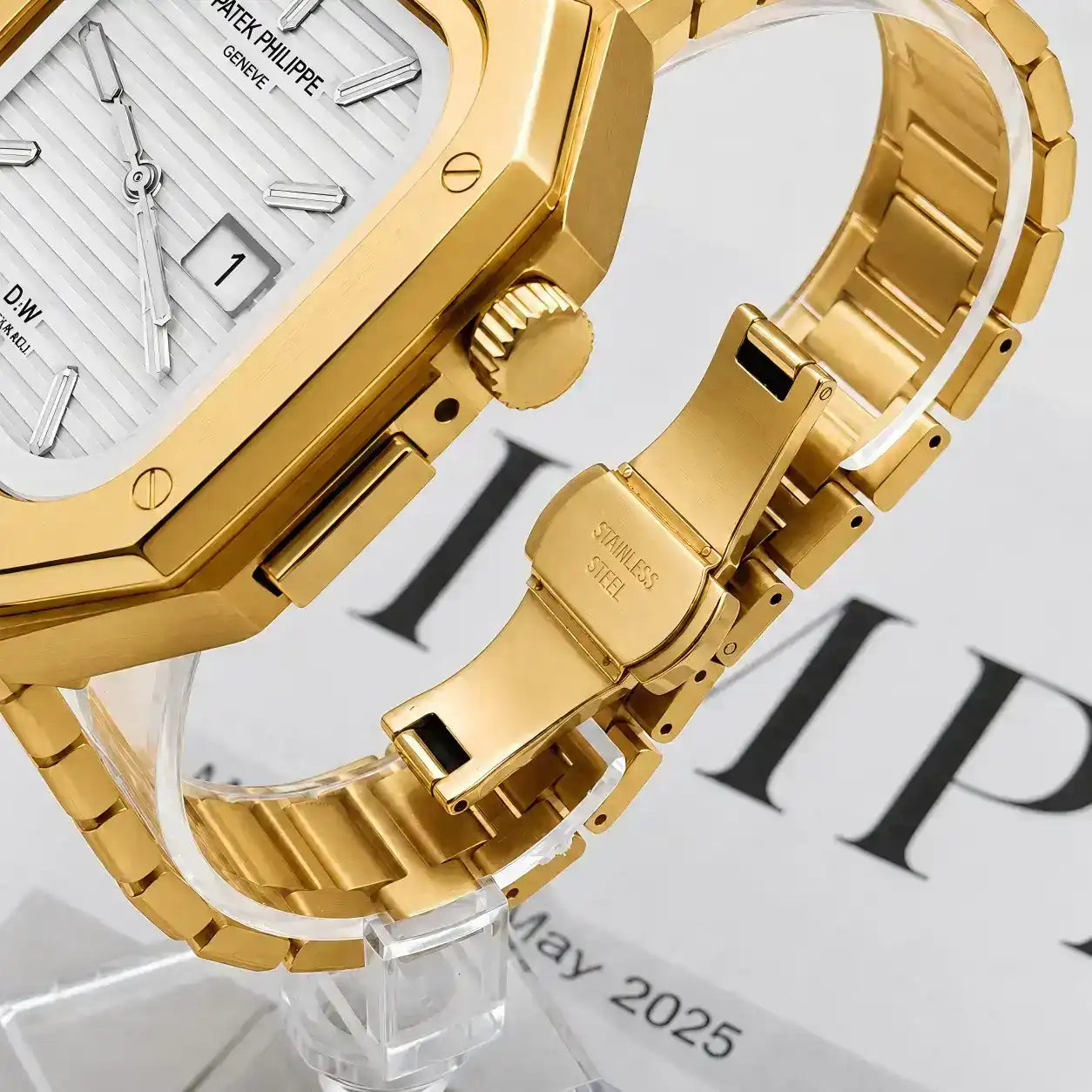 Apple Watch Mod Steel Case & Strap – Gold Nautilus Style -