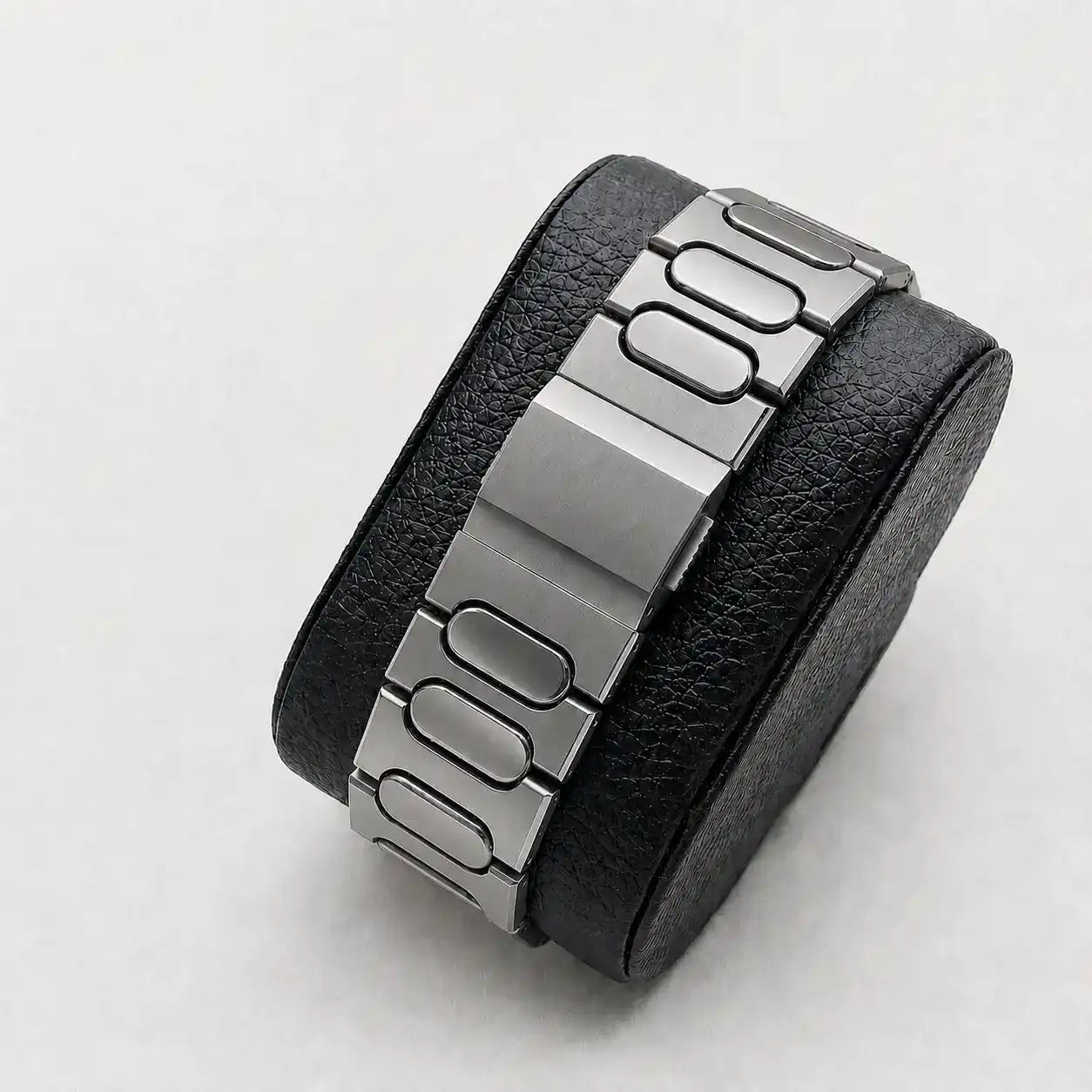 Apple Watch Mod Titanium Strap – Grey Nautilus Style - 